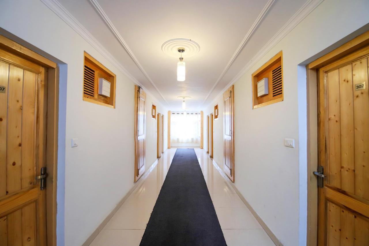 Oyo 3146 Six Season Regency Hotel Jagatsukh ภายนอก รูปภาพ