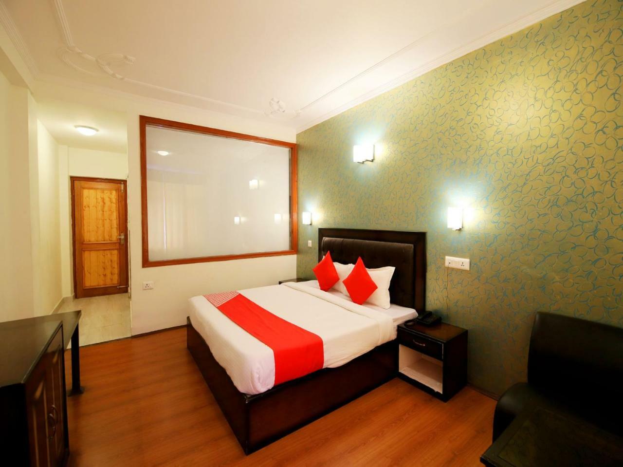 Oyo 3146 Six Season Regency Hotel Jagatsukh ภายนอก รูปภาพ