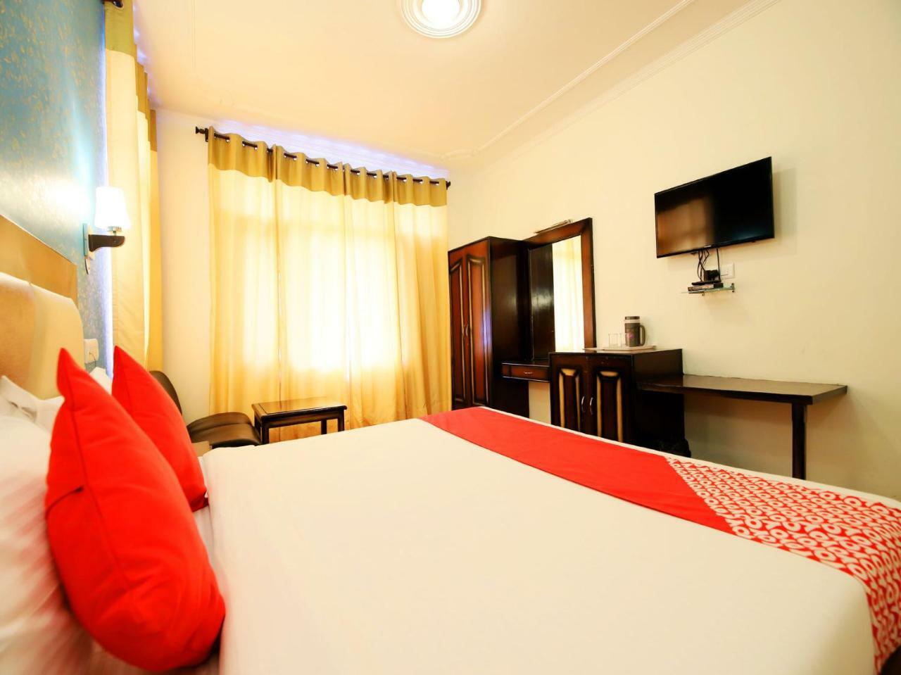 Oyo 3146 Six Season Regency Hotel Jagatsukh ภายนอก รูปภาพ