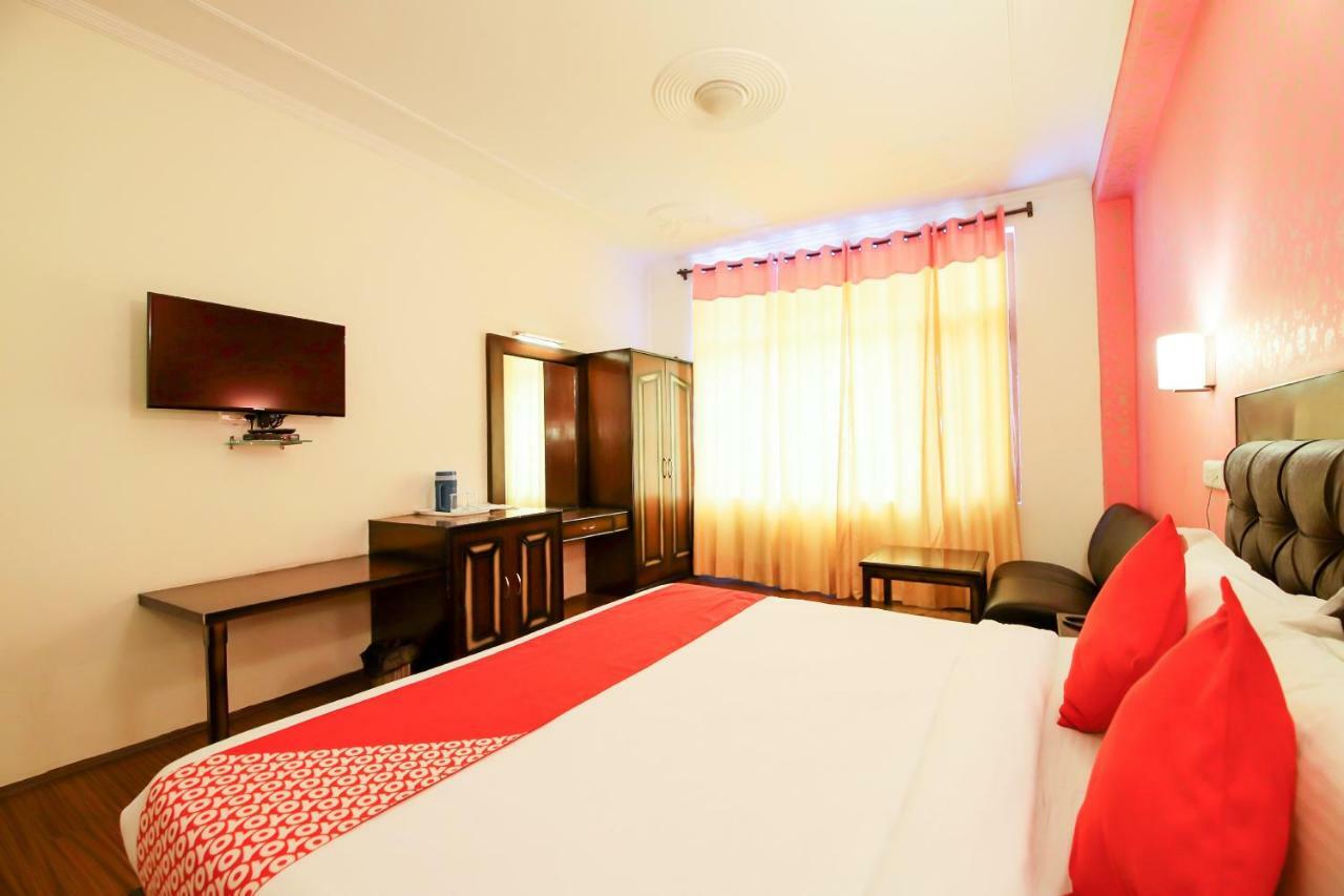 Oyo 3146 Six Season Regency Hotel Jagatsukh ภายนอก รูปภาพ